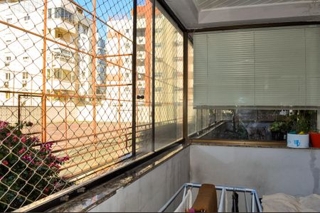 Apartamento à venda com 98m², 1 quarto e 2 vagasQuarto 1 - vista