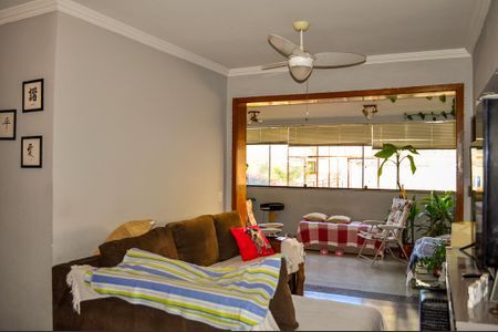 Apartamento à venda com 98m², 1 quarto e 2 vagasSala