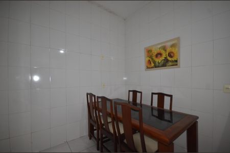 Casa para alugar com 70m², 2 quartos e 1 vagaCozinha