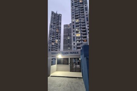 Apartamento para alugar com 51m², 2 quartos e 1 vaga Apartamento para alugar com 51m², 2 quartos e 1 vagaFachada