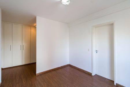 Apartamento para alugar com 245m², 4 quartos e 4 vagas Apartamento para alugar com 245m², 4 quartos e 4 vagasQuarto 4