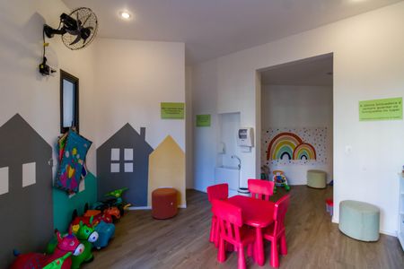 Apartamento para alugar com 245m², 4 quartos e 4 vagas Apartamento para alugar com 245m², 4 quartos e 4 vagasÁrea comum