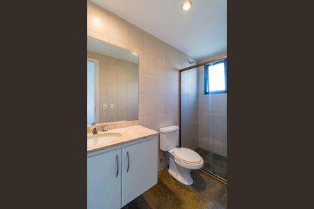 Apartamento para alugar com 245m², 4 quartos e 4 vagas Apartamento para alugar com 245m², 4 quartos e 4 vagasBanheiro