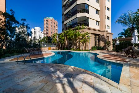 Apartamento para alugar com 245m², 4 quartos e 4 vagas Apartamento para alugar com 245m², 4 quartos e 4 vagasÁrea comum