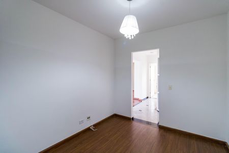 Apartamento para alugar com 245m², 4 quartos e 4 vagas Apartamento para alugar com 245m², 4 quartos e 4 vagasQuarto