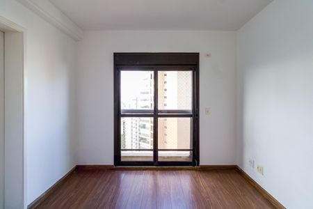 Apartamento para alugar com 245m², 4 quartos e 4 vagas Apartamento para alugar com 245m², 4 quartos e 4 vagasQuarto 4