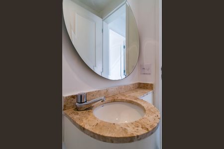 Apartamento para alugar com 245m², 4 quartos e 4 vagas Apartamento para alugar com 245m², 4 quartos e 4 vagasBanheiro