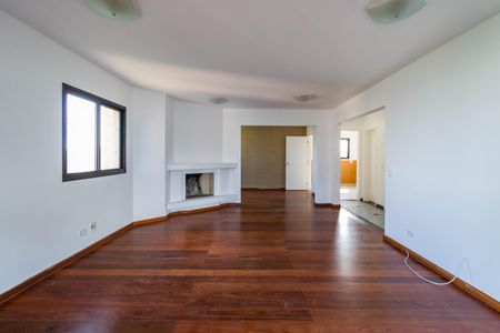 Apartamento para alugar com 245m², 4 quartos e 4 vagas Apartamento para alugar com 245m², 4 quartos e 4 vagasSala