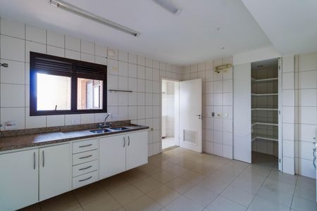 Apartamento para alugar com 245m², 4 quartos e 4 vagas Apartamento para alugar com 245m², 4 quartos e 4 vagasCozinha