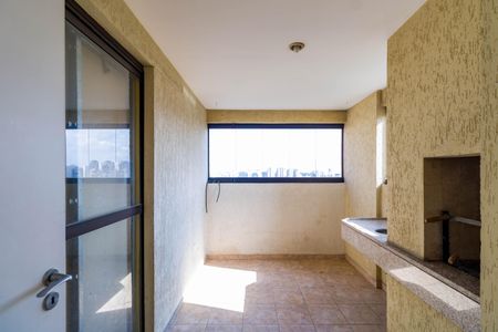 Apartamento para alugar com 245m², 4 quartos e 4 vagas Apartamento para alugar com 245m², 4 quartos e 4 vagasÁrea de Serviço