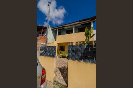 Casa à venda com 100m², 2 quartos e 1 vaga Casa à venda com 100m², 2 quartos e 1 vagaFrente