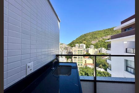 Apartamento à venda com 159m², 4 quartos e 1 vagaÁrea de Serviço