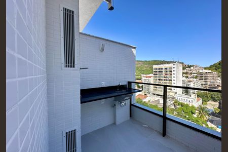 Apartamento à venda com 159m², 4 quartos e 1 vagaÁrea de Serviço