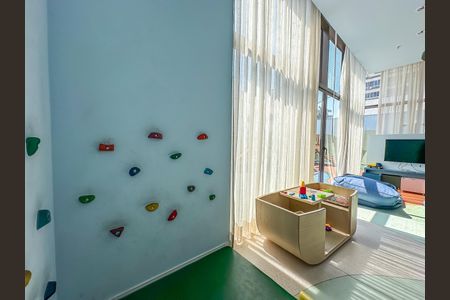 Apartamento à venda com 159m², 4 quartos e 1 vagaÁrea comum