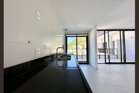 Apartamento à venda com 159m², 4 quartos e 1 vagaCozinha