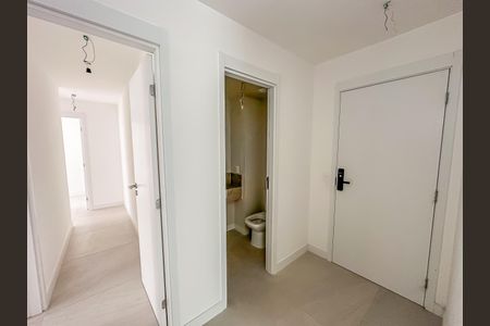 Apartamento à venda com 167m², 3 quartos e 1 vaga Apartamento à venda com 167m², 3 quartos e 1 vagaCorredor