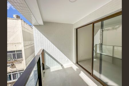 Apartamento à venda com 167m², 3 quartos e 1 vaga Apartamento à venda com 167m², 3 quartos e 1 vagaQuarto 3