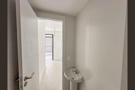 Apartamento à venda com 167m², 3 quartos e 1 vaga Apartamento à venda com 167m², 3 quartos e 1 vagaÁrea de Serviço