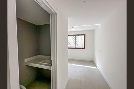 Apartamento à venda com 167m², 3 quartos e 1 vaga Apartamento à venda com 167m², 3 quartos e 1 vagaQuarto 2