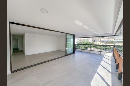 Apartamento à venda com 167m², 3 quartos e 1 vagaVaranda