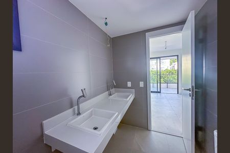 Apartamento à venda com 167m², 3 quartos e 1 vagaBanheiro Suíte 3 