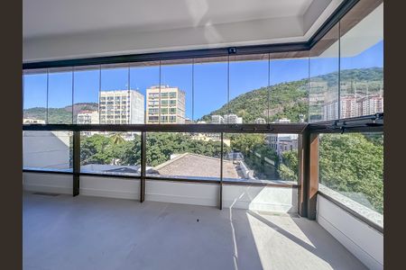 Apartamento à venda com 167m², 3 quartos e 1 vagaVaranda