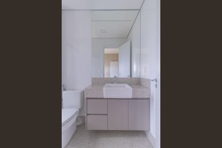 Apartamento à venda com 142m², 4 quartos e 3 vagas Apartamento à venda com 142m², 4 quartos e 3 vagasBanheiro