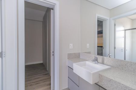 Apartamento à venda com 142m², 4 quartos e 3 vagas Apartamento à venda com 142m², 4 quartos e 3 vagasBanheiro