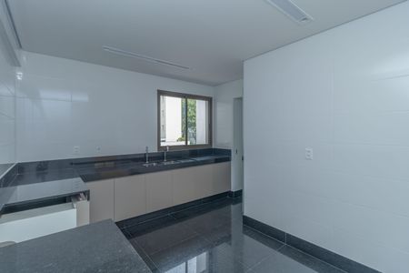 Apartamento à venda com 142m², 4 quartos e 3 vagas Apartamento à venda com 142m², 4 quartos e 3 vagasCozinha