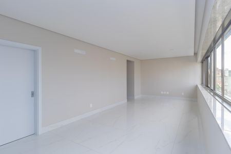 Apartamento à venda com 142m², 4 quartos e 3 vagas Apartamento à venda com 142m², 4 quartos e 3 vagasSala