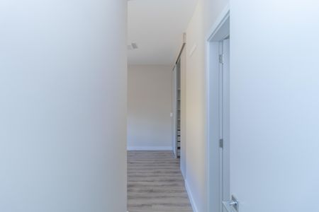 Apartamento à venda com 142m², 4 quartos e 3 vagas Apartamento à venda com 142m², 4 quartos e 3 vagasCorredor