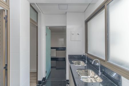 Apartamento à venda com 142m², 4 quartos e 3 vagas Apartamento à venda com 142m², 4 quartos e 3 vagasCozinha