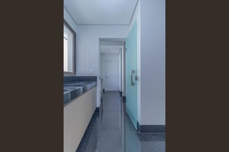 Apartamento à venda com 142m², 4 quartos e 3 vagas Apartamento à venda com 142m², 4 quartos e 3 vagasCozinha