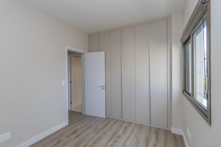 Apartamento à venda com 142m², 4 quartos e 3 vagas Apartamento à venda com 142m², 4 quartos e 3 vagasQuarto