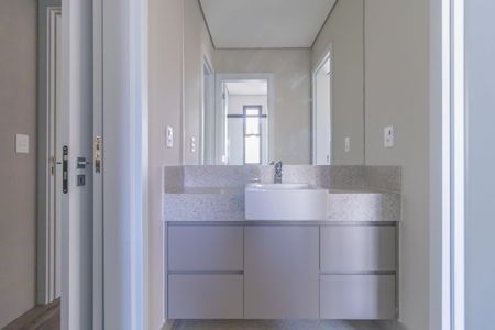 Apartamento à venda com 142m², 4 quartos e 3 vagas Apartamento à venda com 142m², 4 quartos e 3 vagasBanheiro