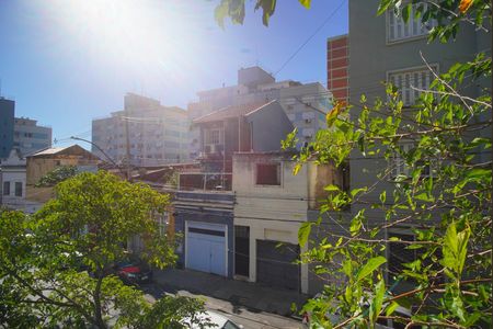 Apartamento à venda com 100m², 2 quartos e sem vagaVista