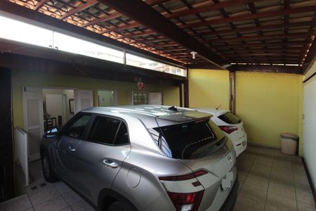 Casa à venda com 180m², 3 quartos e 2 vagasGaragem
