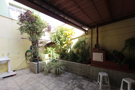 Casa à venda com 180m², 3 quartos e 2 vagasCasa 2 | Área de Serviço