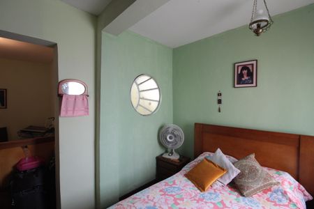 Casa à venda com 180m², 3 quartos e 2 vagasQuarto 1