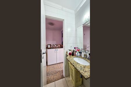 Casa de condomínio para alugar com 96m², 3 quartos e 2 vagas Casa de condomínio para alugar com 96m², 3 quartos e 2 vagasBanheiro