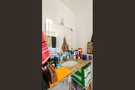 Casa de condomínio para alugar com 96m², 3 quartos e 2 vagas Casa de condomínio para alugar com 96m², 3 quartos e 2 vagasBanheiro 2