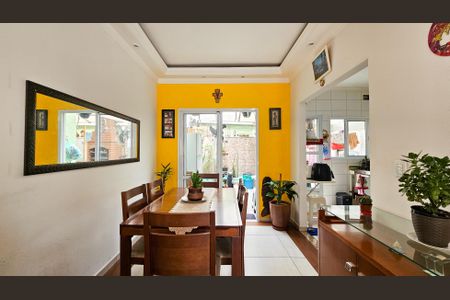 Casa de condomínio para alugar com 96m², 3 quartos e 2 vagas Casa de condomínio para alugar com 96m², 3 quartos e 2 vagasSala