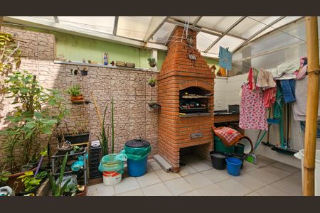 Casa de condomínio para alugar com 96m², 3 quartos e 2 vagas Casa de condomínio para alugar com 96m², 3 quartos e 2 vagasÁrea de Serviço