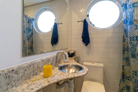 Apartamento à venda com 80m², 2 quartos e 1 vagaBanheiro da suíte 2