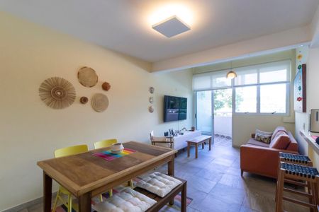 Apartamento à venda com 80m², 2 quartos e 1 vagaSala