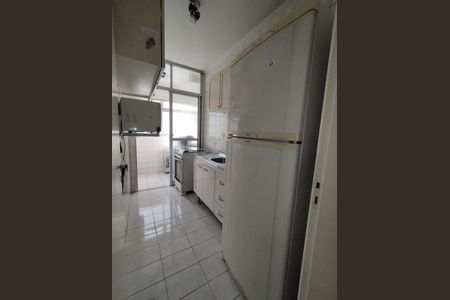 Apartamento à venda com 51m², 2 quartos e 1 vagaCozinha - Armários