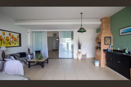 Casa de condomínio para alugar com 270m², 5 quartos e 3 vagas Casa de condomínio para alugar com 270m², 5 quartos e 3 vagasÁrea Gourmet