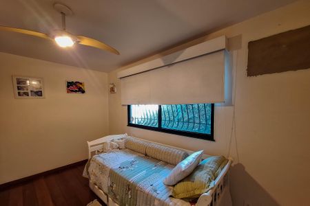 Casa de condomínio à venda com 180m², 4 quartos e 2 vagasQuarto 2