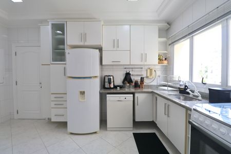 Apartamento para alugar com 183m², 4 quartos e 2 vagasCozinha