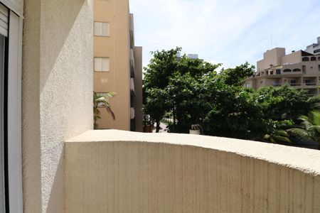 Apartamento para alugar com 183m², 4 quartos e 2 vagasVaranda
